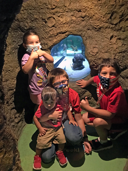 children at Sea Life Aquarium
